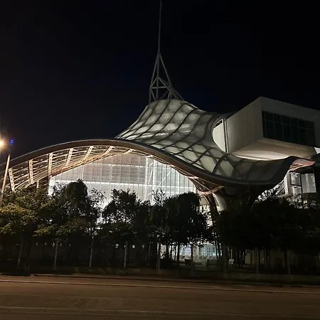 Le Georges, élégance Et Vue Pompidou Metz